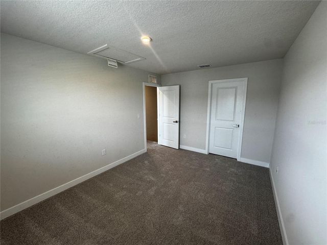 1197 PORT BLUE WAY, Lady Lake, FL 32159