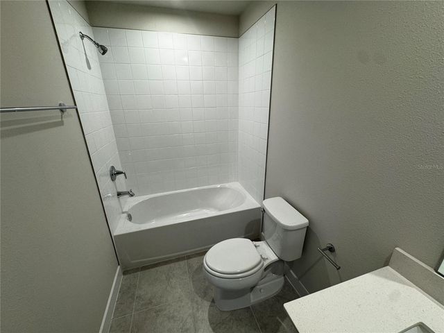 1197 PORT BLUE WAY, Lady Lake, FL 32159