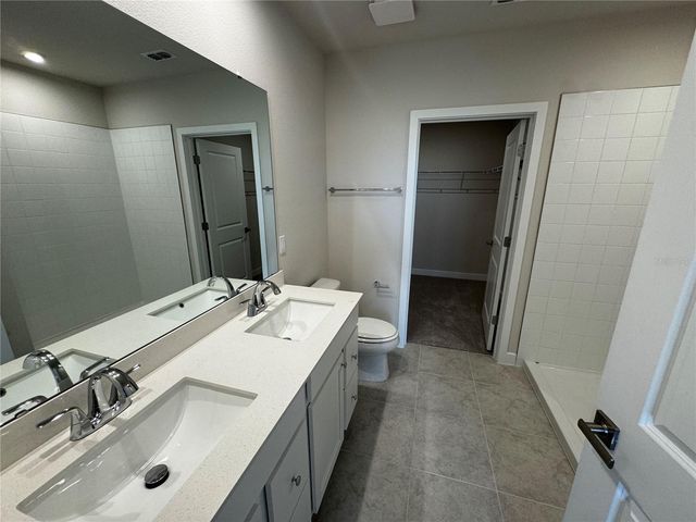 1197 PORT BLUE WAY, Lady Lake, FL 32159