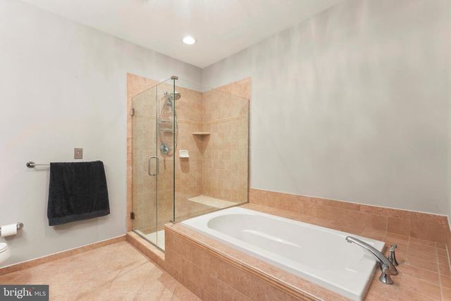 531 CARSON TER, Huntingdon Valley, PA 19006