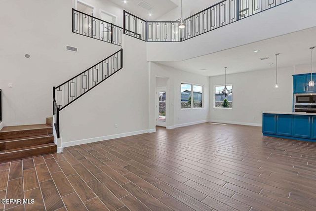 972 Pellegrino Avenue, El Paso, TX 79932