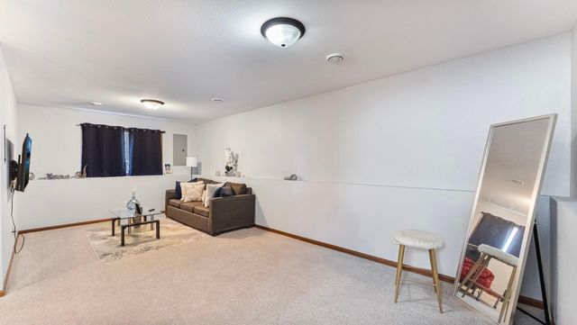 1761 34th Street NE, Sauk Rapids, MN 56379