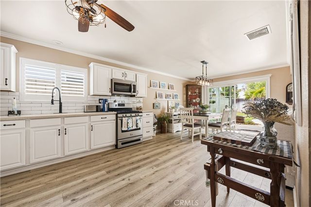 1040 Sapphire Lane, Corona, CA 92882