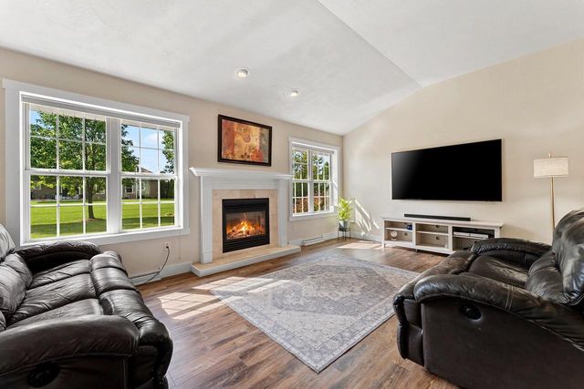 W5985 SWEET WILLIAM DRIVE, Appleton, WI 54915