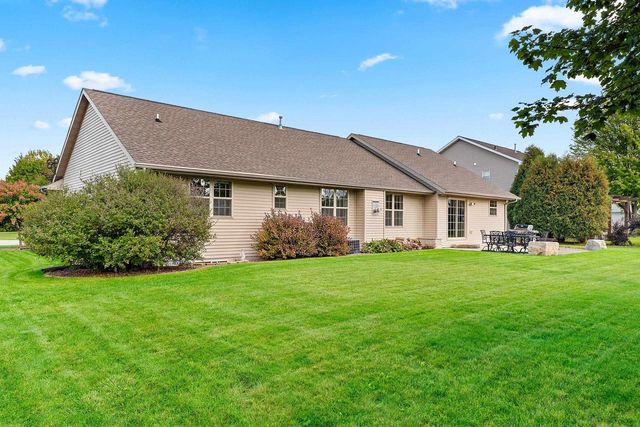 W5985 SWEET WILLIAM DRIVE, Appleton, WI 54915
