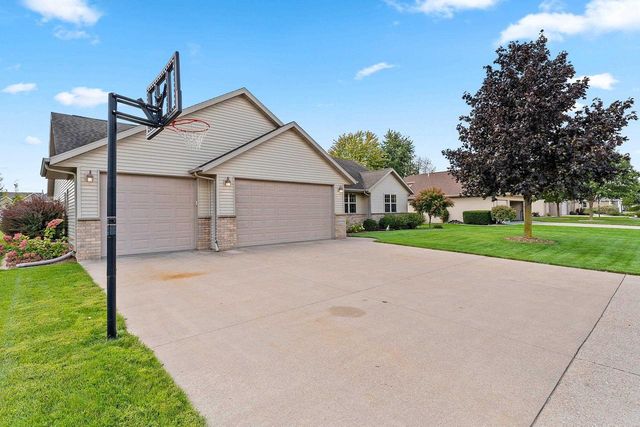 W5985 SWEET WILLIAM DRIVE, Appleton, WI 54915