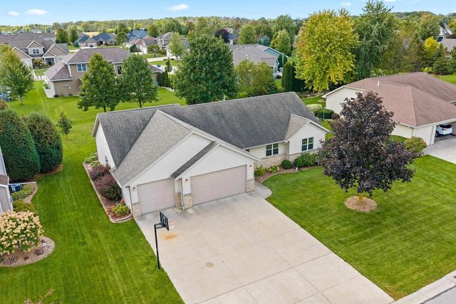 W5985 SWEET WILLIAM DRIVE, Appleton, WI 54915