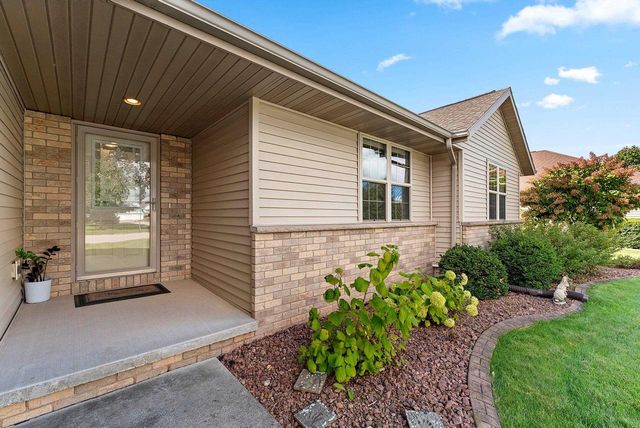 W5985 SWEET WILLIAM DRIVE, Appleton, WI 54915