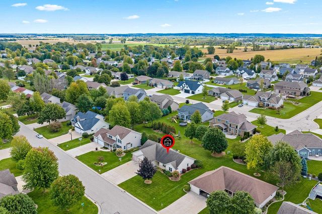 W5985 SWEET WILLIAM DRIVE, Appleton, WI 54915