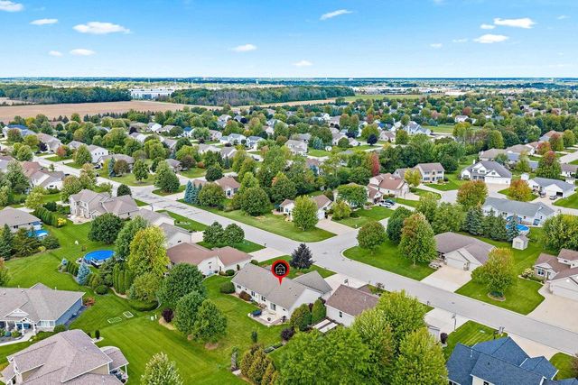 W5985 SWEET WILLIAM DRIVE, Appleton, WI 54915