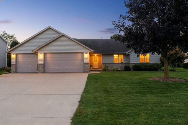 W5985 SWEET WILLIAM DRIVE, Appleton, WI 54915