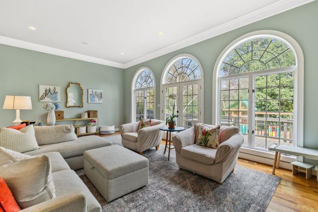 104 Autumn Wood Ct, Spartanburg, SC 29302