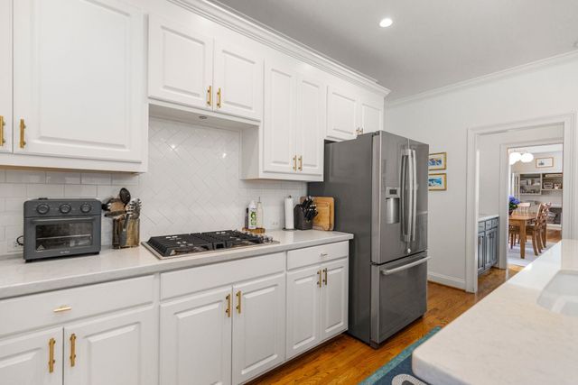 104 Autumn Wood Ct, Spartanburg, SC 29302