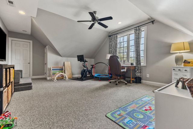 104 Autumn Wood Ct, Spartanburg, SC 29302