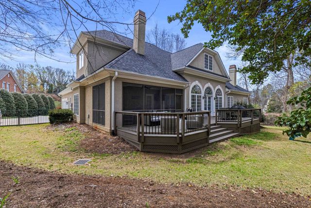 104 Autumn Wood Ct, Spartanburg, SC 29302