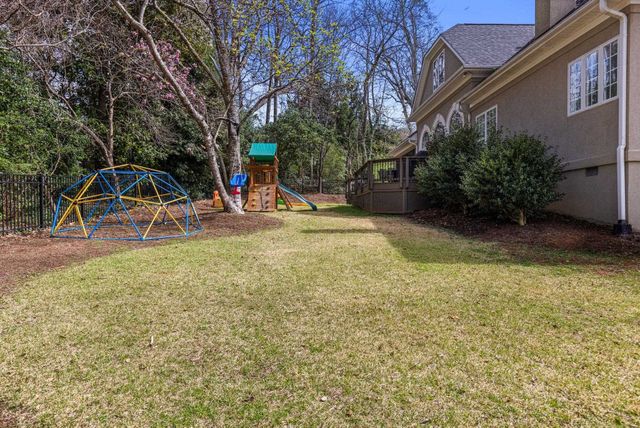 104 Autumn Wood Ct, Spartanburg, SC 29302