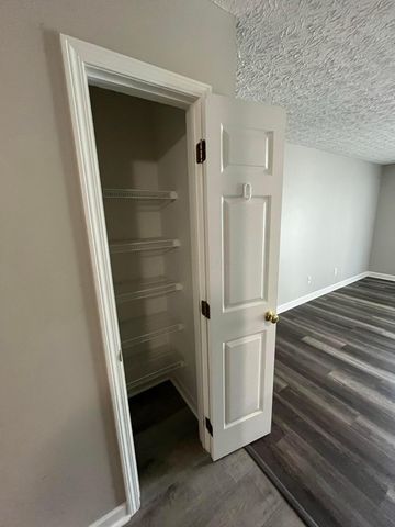 5171 Mantua Drive, 64C, Canal Winchester, OH 43110