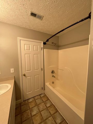 5171 Mantua Drive, 64C, Canal Winchester, OH 43110