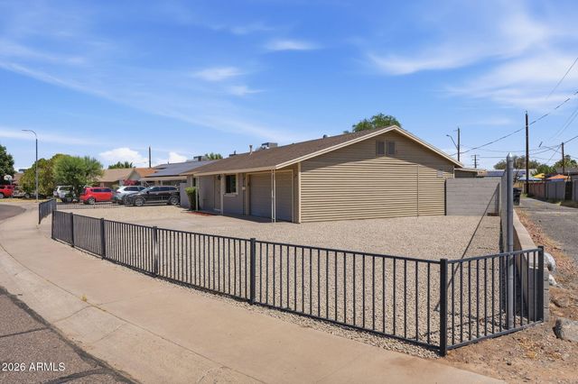3714 W ECHO Lane, Phoenix, AZ 85051