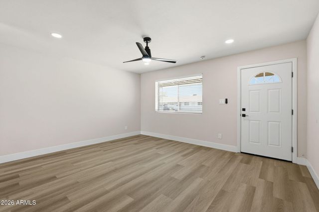 3714 W ECHO Lane, Phoenix, AZ 85051