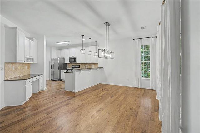 195 Cabots Cove Court, Alpharetta, GA 30022