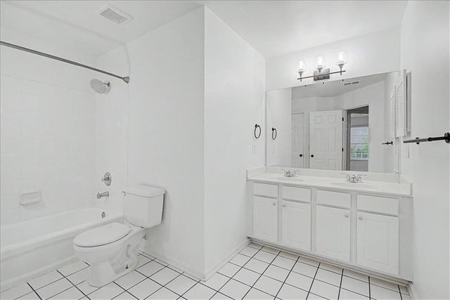 195 Cabots Cove Court, Alpharetta, GA 30022