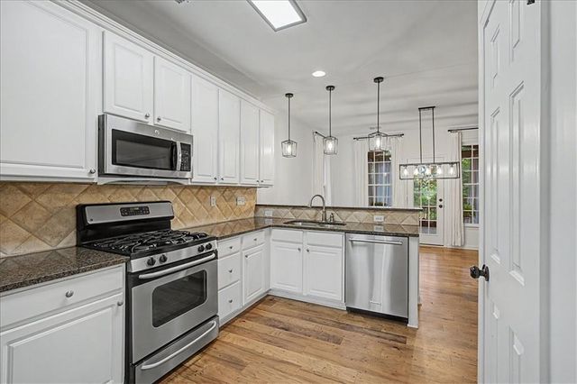 195 Cabots Cove Court, Alpharetta, GA 30022