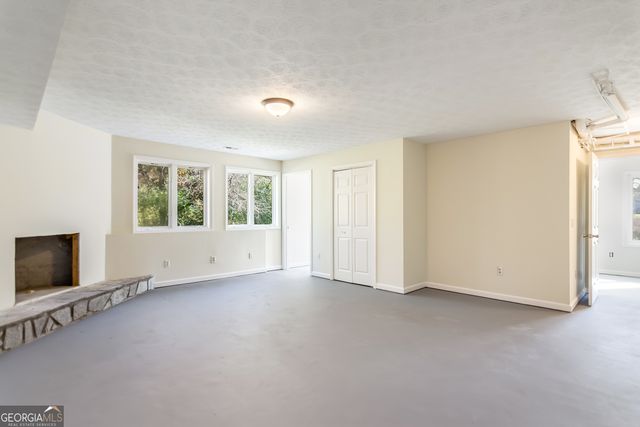 55 Mount Pleasant Drive, Ellijay, GA 30540