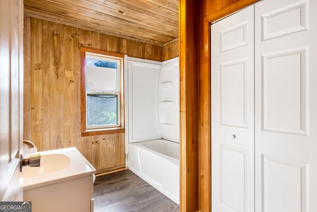 55 Mount Pleasant Drive, Ellijay, GA 30540