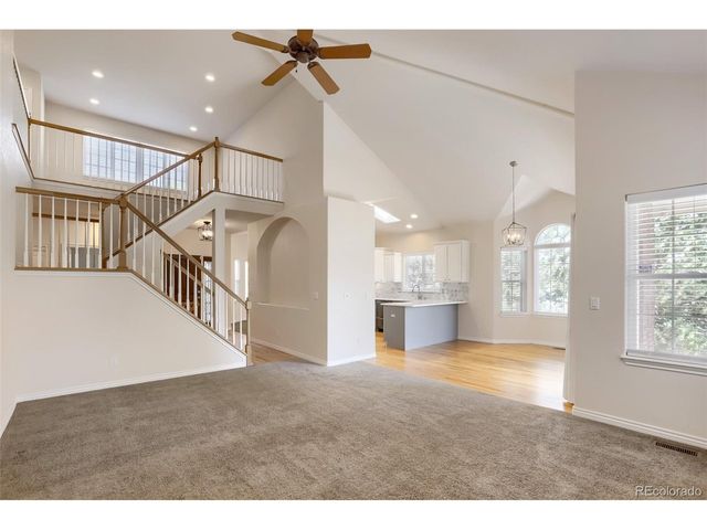 2054 Falcon Dr, Longmont, CO 80503