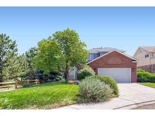2054 Falcon Dr, Longmont, CO 80503