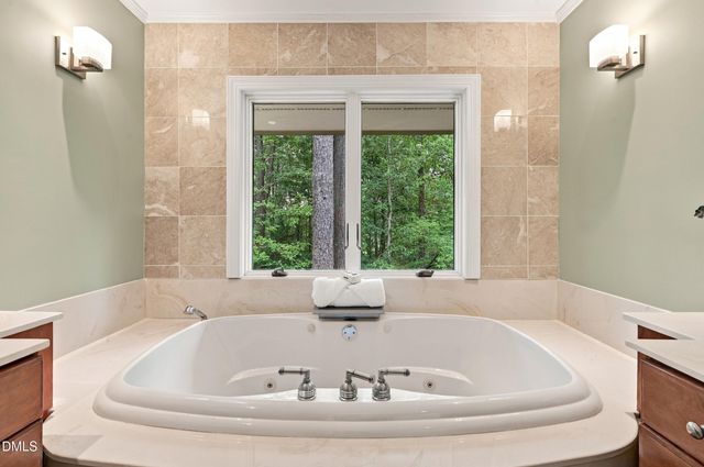 106 Wheatsbury Drive, Cary, NC 27513
