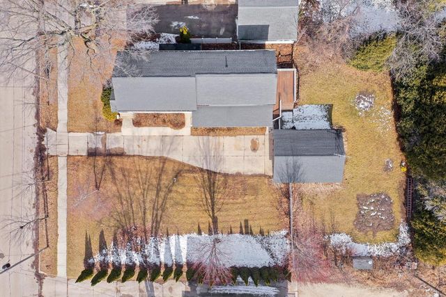 523 N 5th STREET, Manitowoc, WI 54220