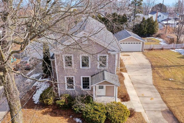 523 N 5th STREET, Manitowoc, WI 54220