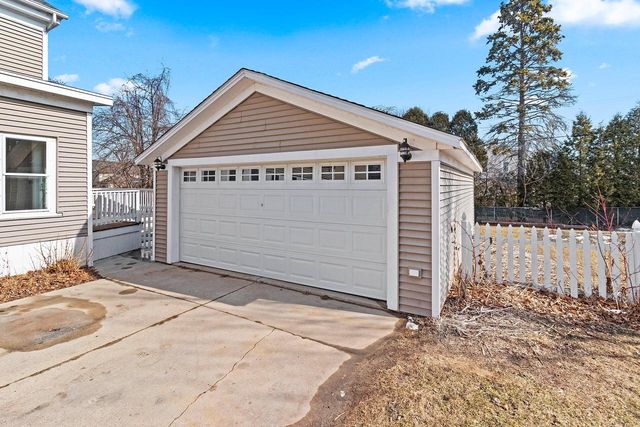 523 N 5th STREET, Manitowoc, WI 54220