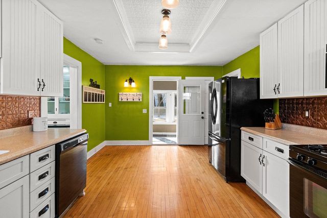 523 N 5th STREET, Manitowoc, WI 54220