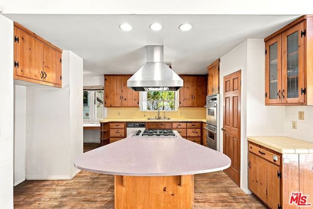 1409 Thayer Avenue, Los Angeles, CA 90024