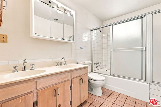 1409 Thayer Avenue, Los Angeles, CA 90024