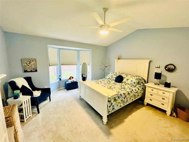 828 Woodhaven Drive, Commerce Twp, MI 48390