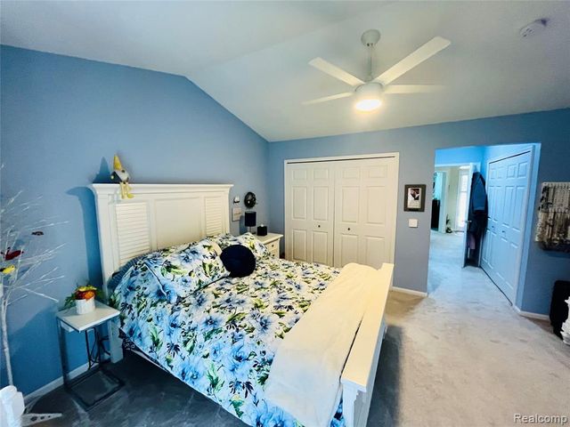 828 Woodhaven Drive, Commerce Twp, MI 48390