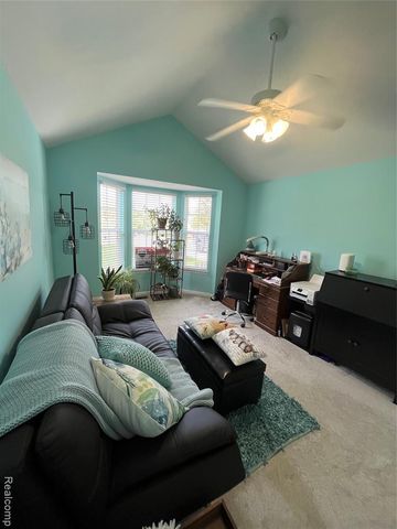 828 Woodhaven Drive, Commerce Twp, MI 48390