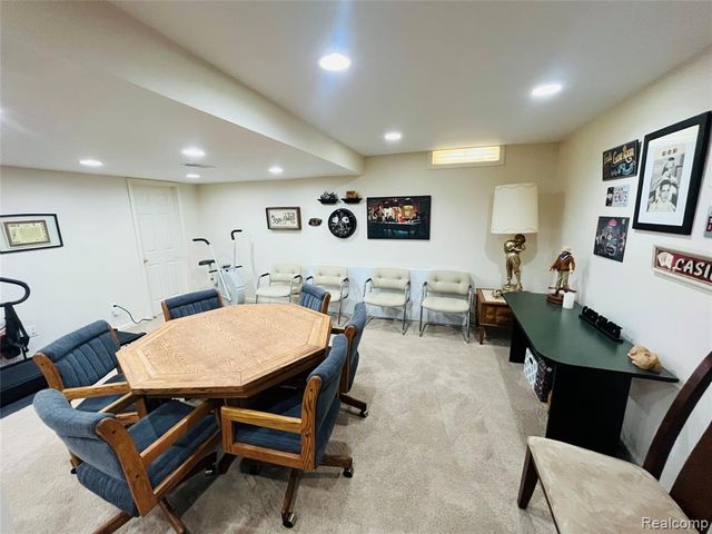 828 Woodhaven Drive, Commerce Twp, MI 48390