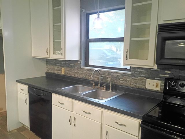 935 N Wirth St, Augusta, KS 67010