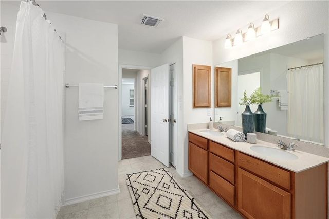 808 Desaix DR, Georgetown, TX 78628