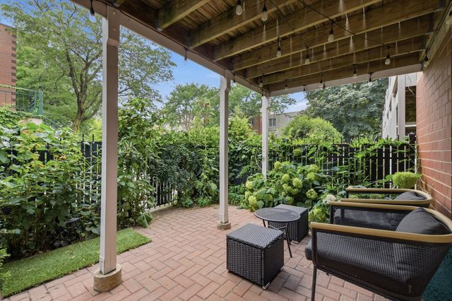 1437 S Plymouth Court H, Chicago, IL 60605