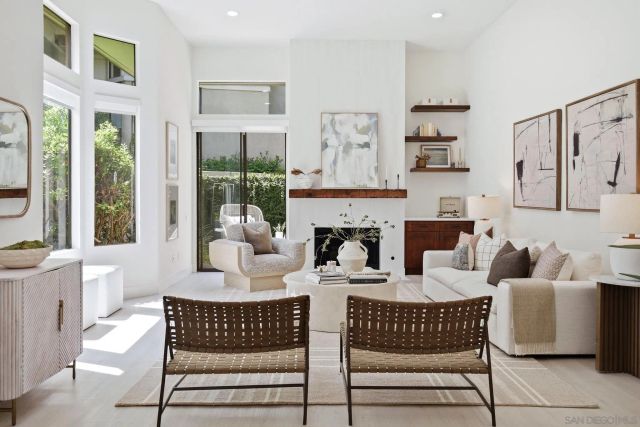 7965 Caminito Del Cid, La Jolla, CA 92037