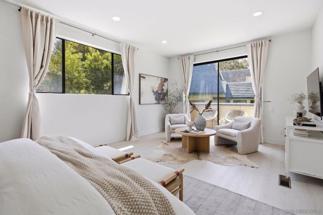 7965 Caminito Del Cid, La Jolla, CA 92037