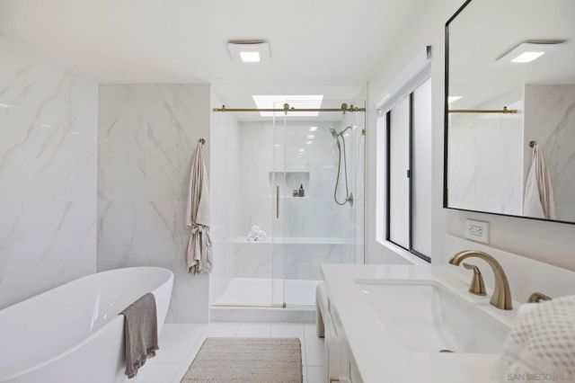 7965 Caminito Del Cid, La Jolla, CA 92037