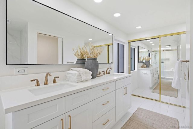 7965 Caminito Del Cid, La Jolla, CA 92037