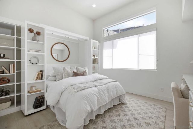 7965 Caminito Del Cid, La Jolla, CA 92037
